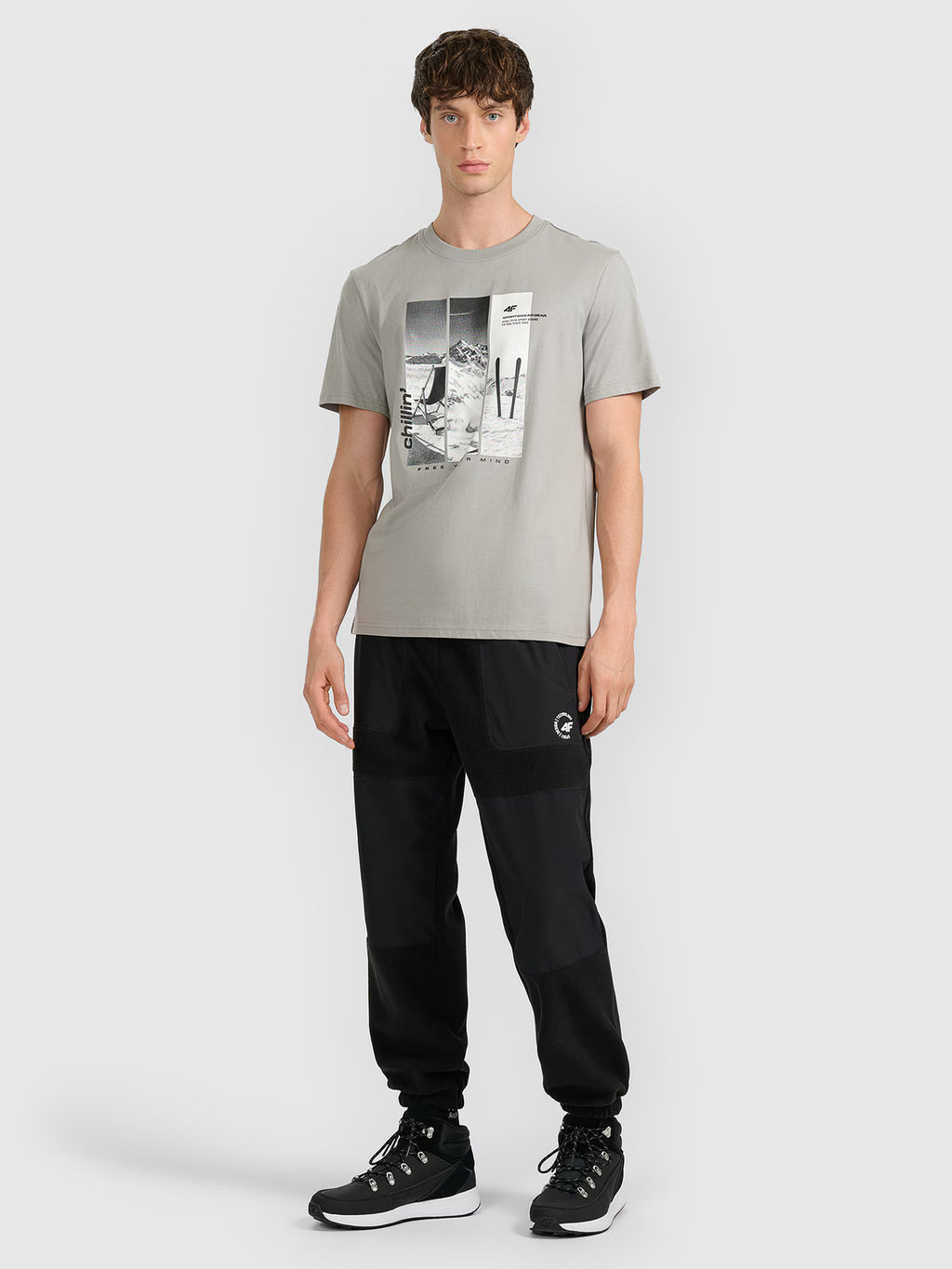 T-shirt regular z nadrukiem męski