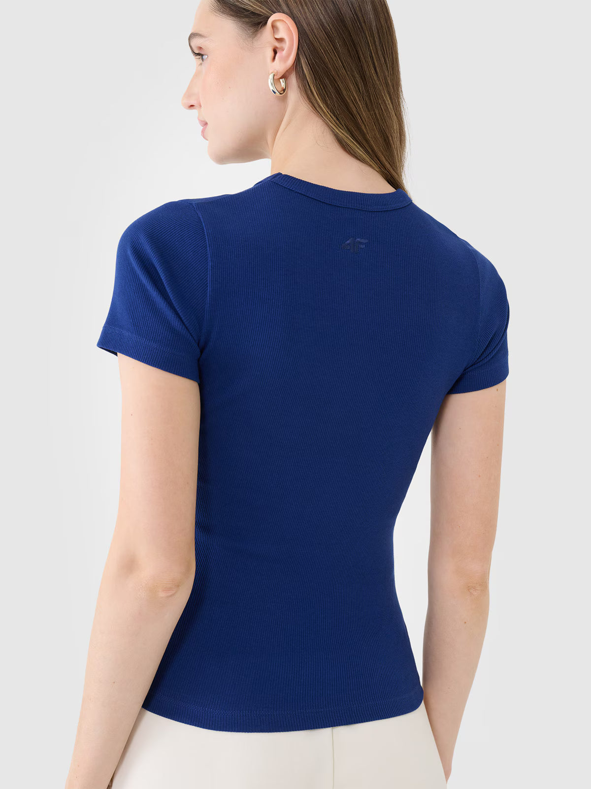 T-shirt slim z prążkowanej dzianiny damski