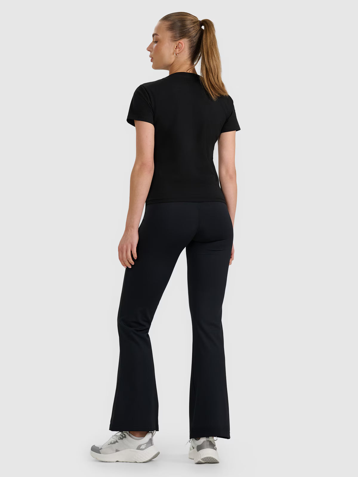 Legginsy z rozszerzanymi nogawkami damskie