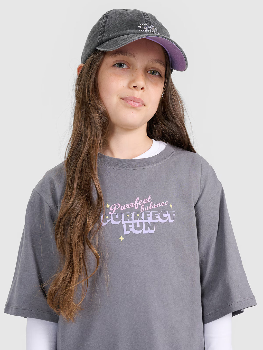 T-shirt oversize z nadrukiem dziewczęcy