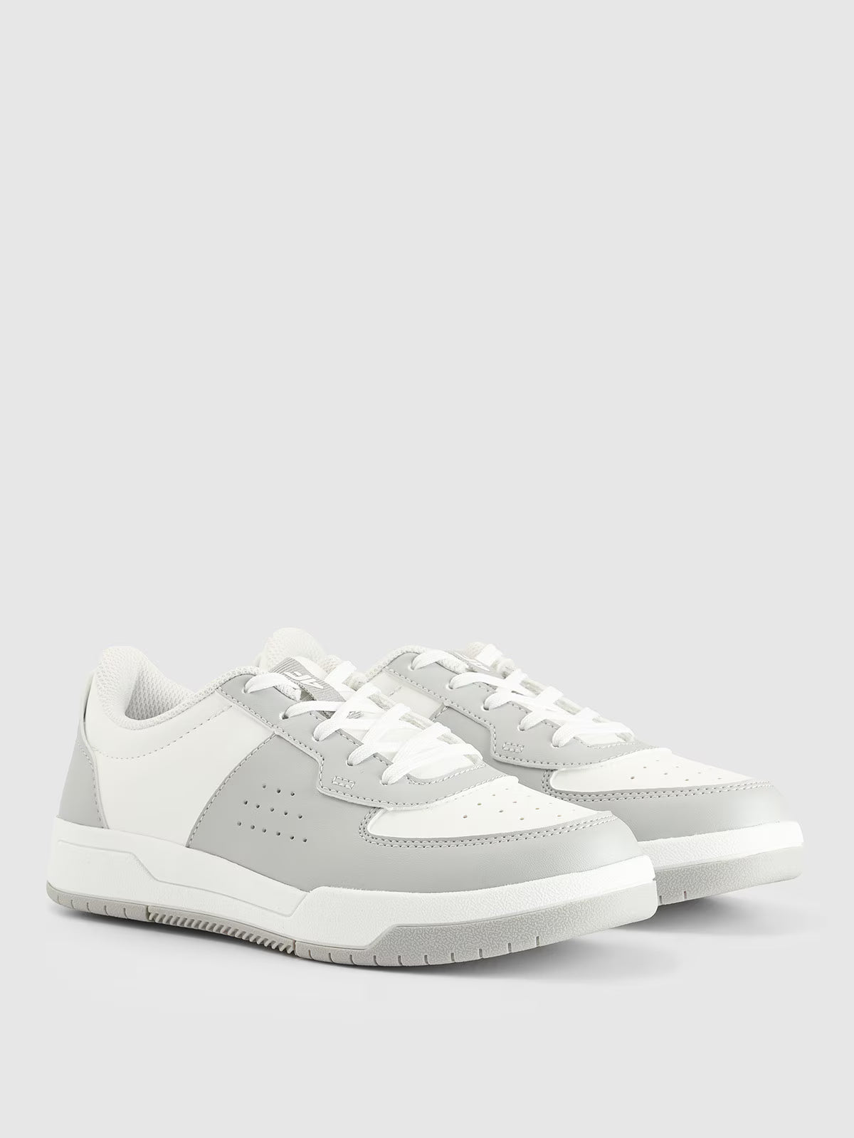 Buty sportowe chłopięce