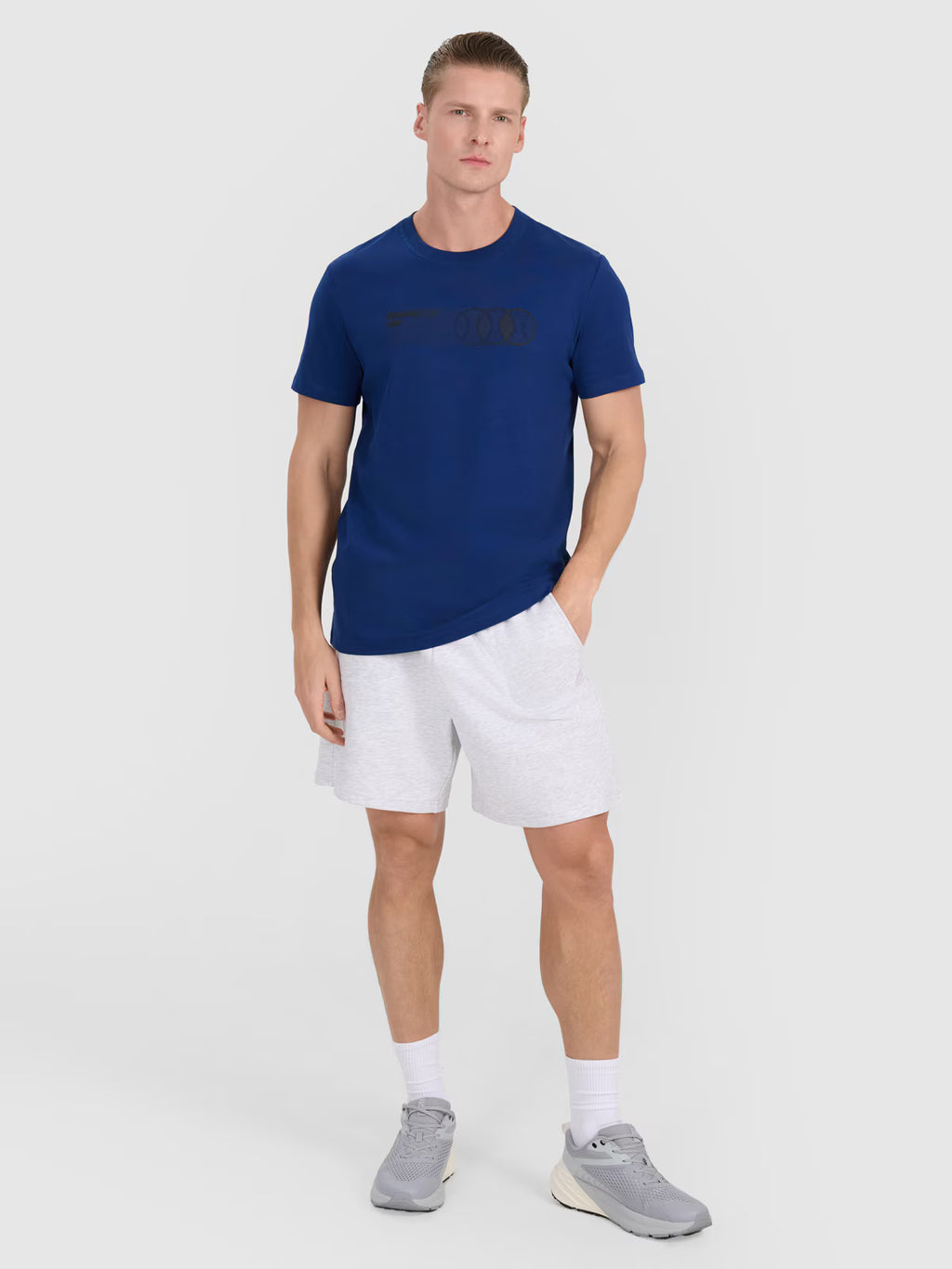 T-shirt regular z nadrukiem męski