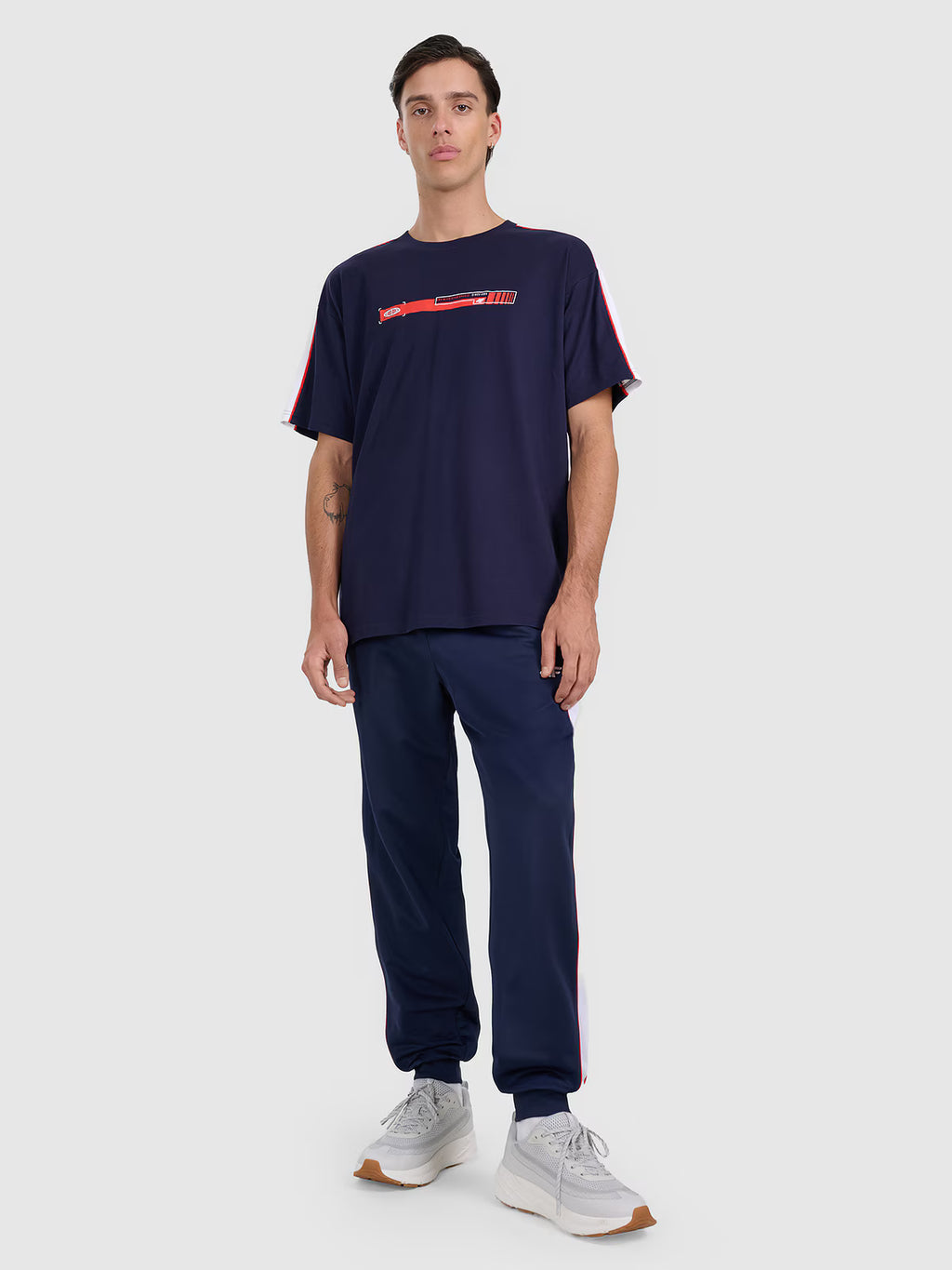 T-shirt oversize z nadrukiem męski