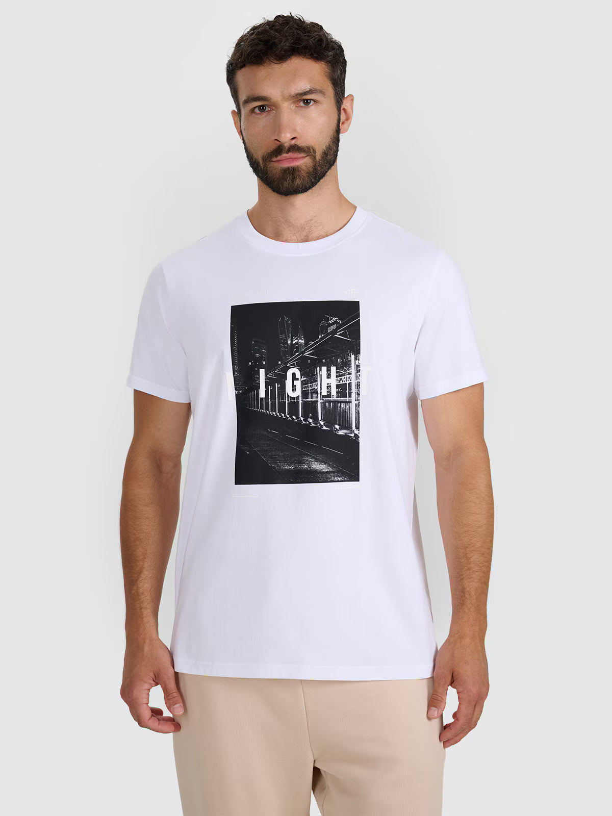 T-shirt regular z nadrukiem męski
