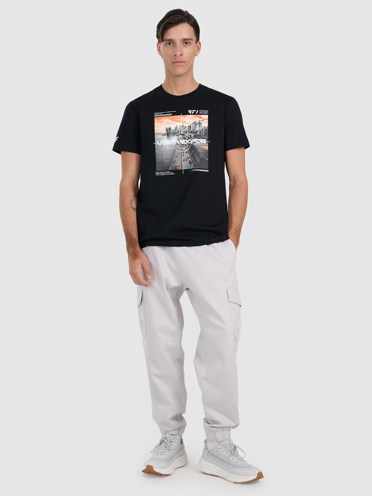 T-shirt regular z nadrukiem męski