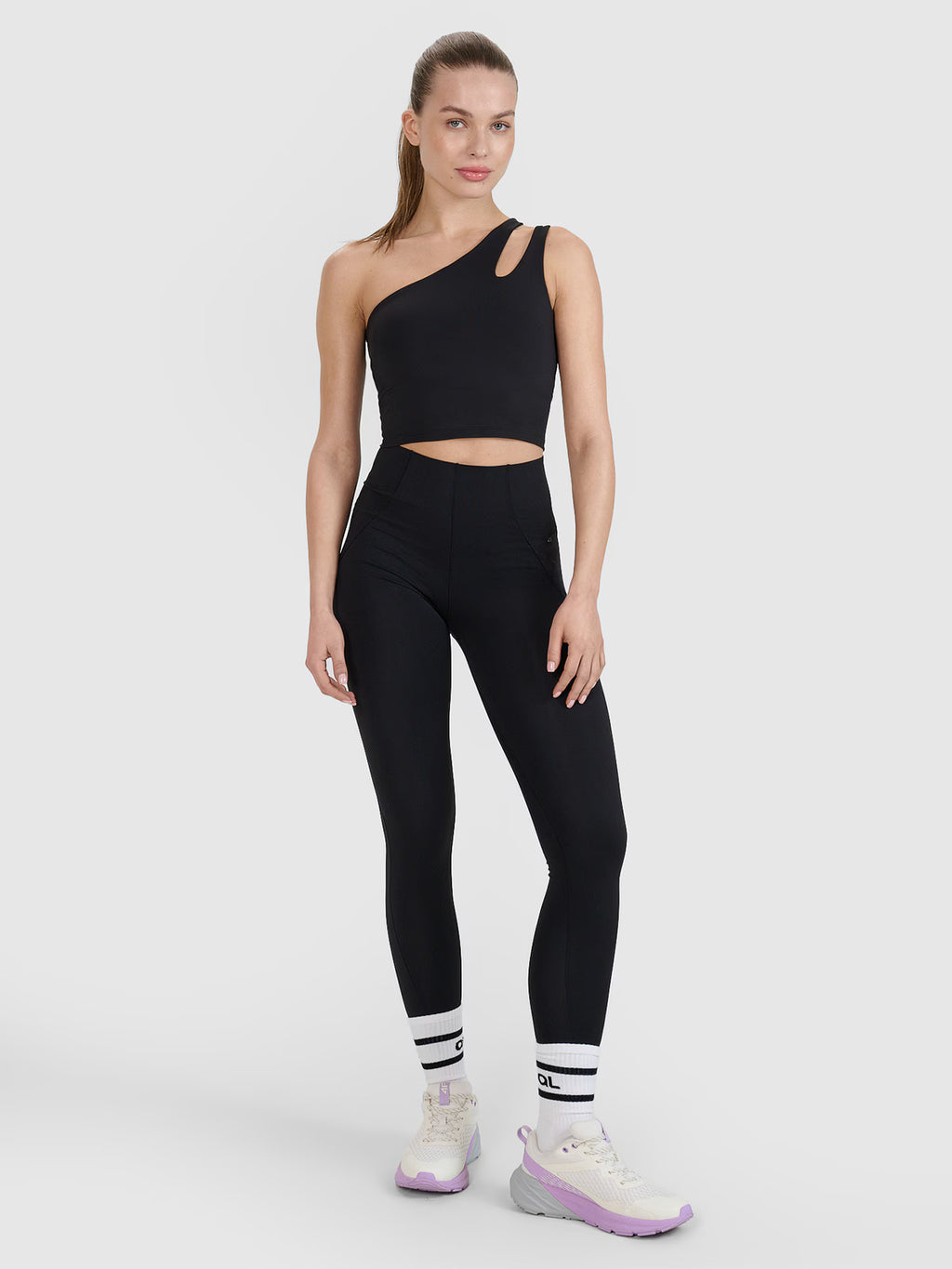 Crop top treningowy na jedno ramię 4F x Anna Lewandowska