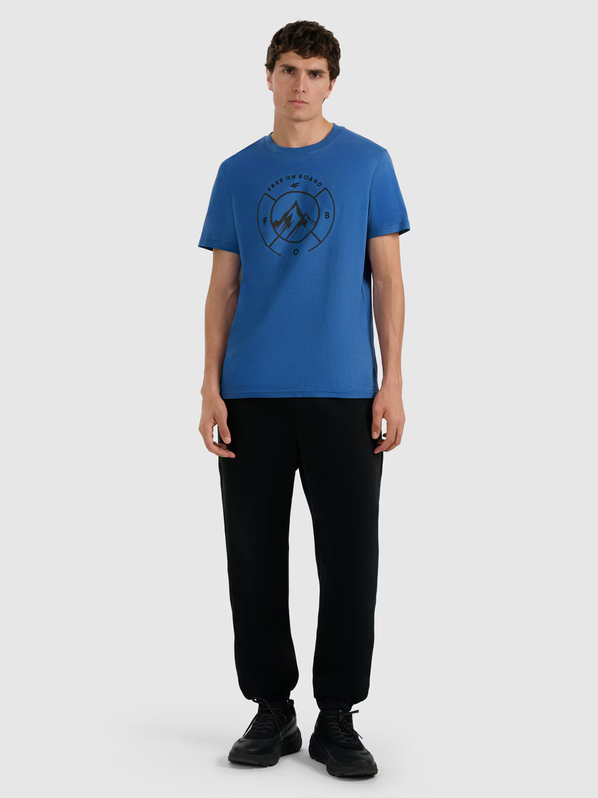 T-shirt regular z nadrukiem męski