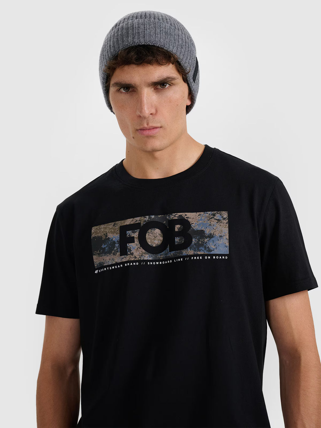 T-shirt regular z nadrukiem męski