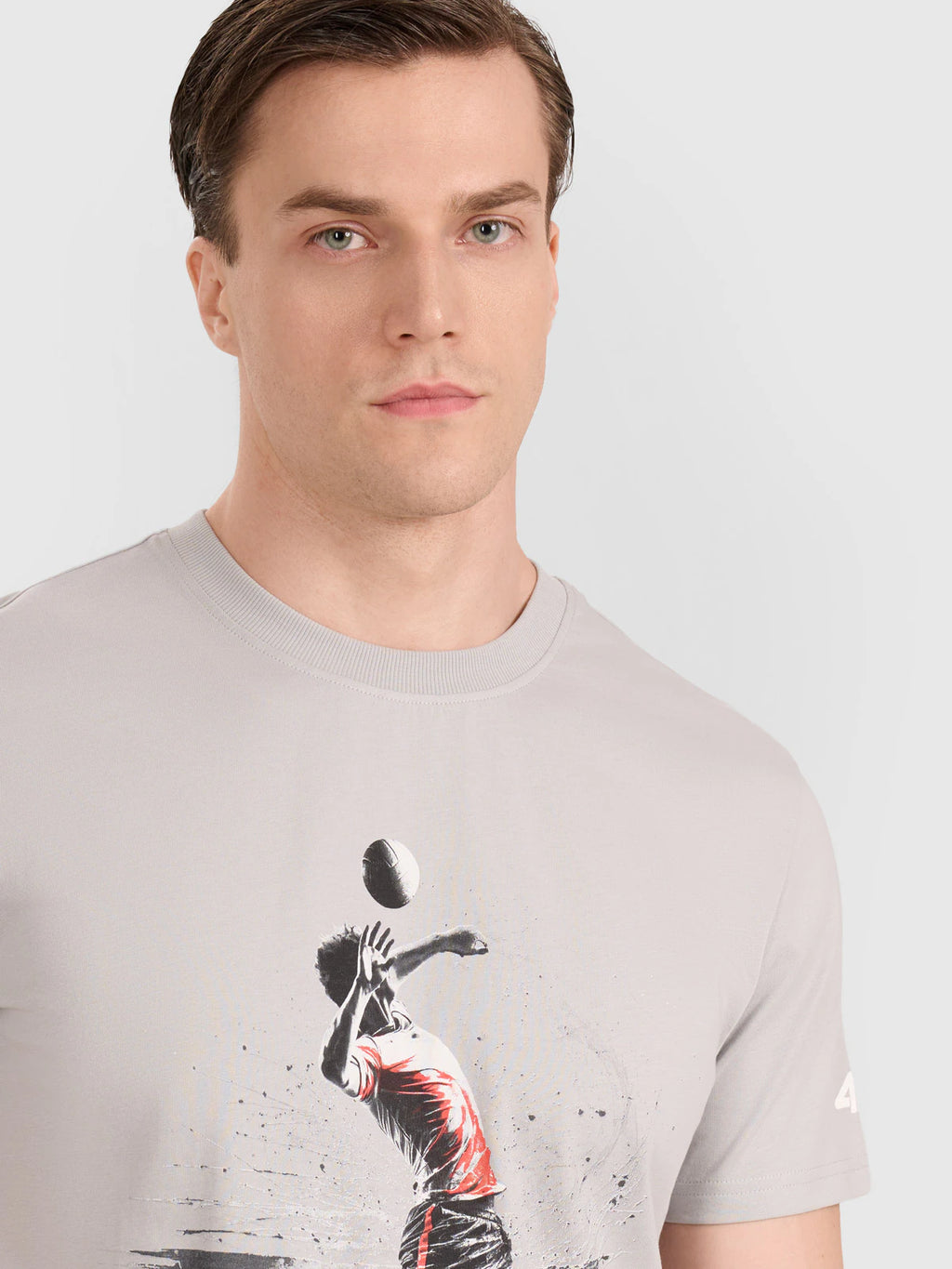 T-shirt regular z nadrukiem siatkarskim męski