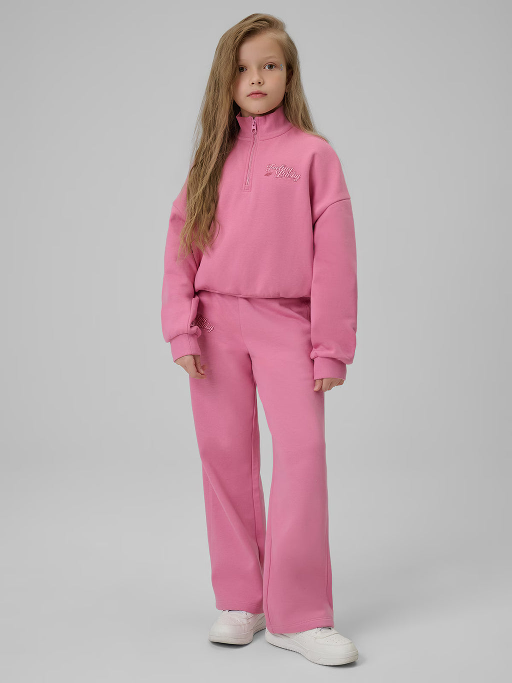 Bluza dresowa regular bez kaptura dziewczęca