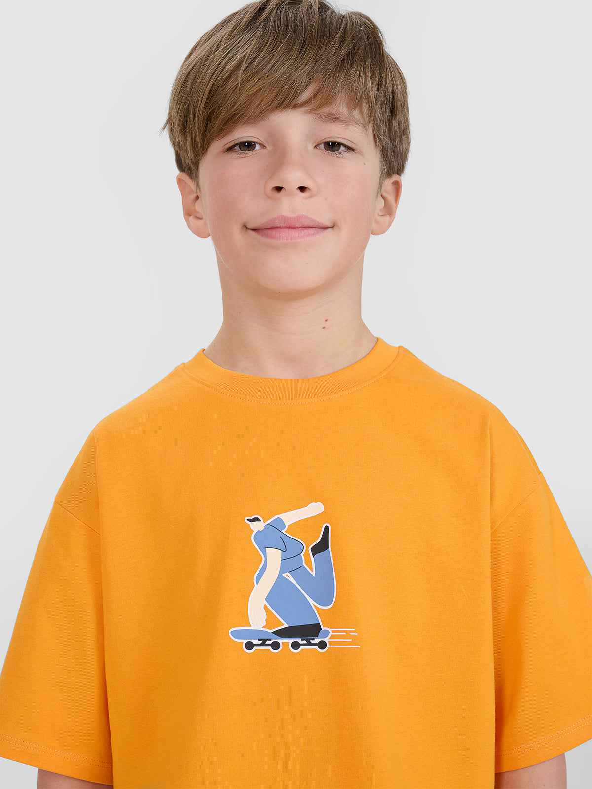 T-shirt oversize z nadrukiem chłopięcy