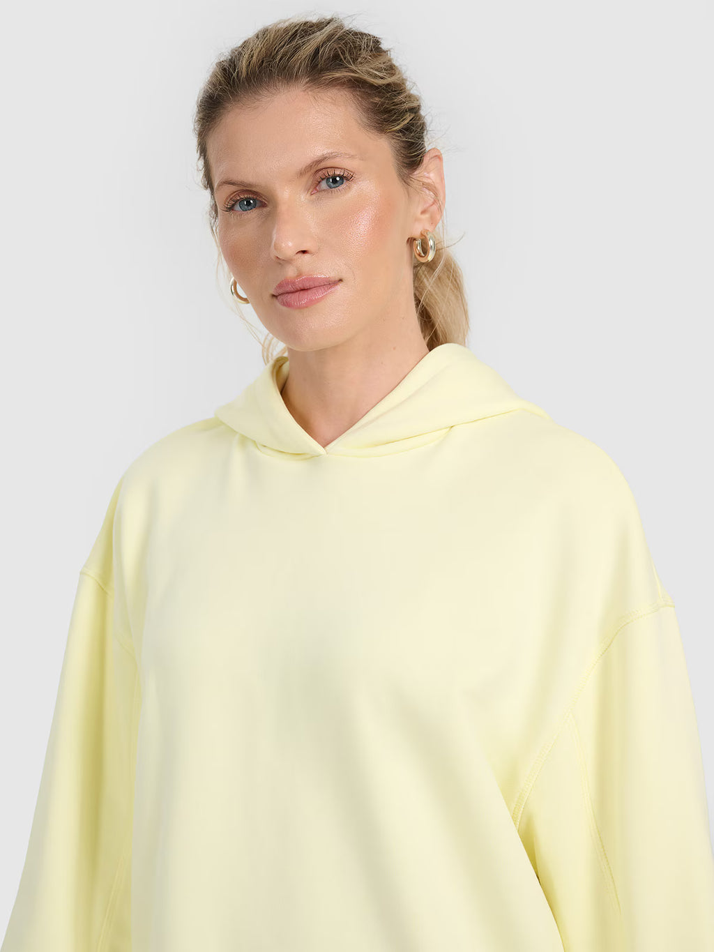 Bluza dresowa nierozpinana z kapturem damska