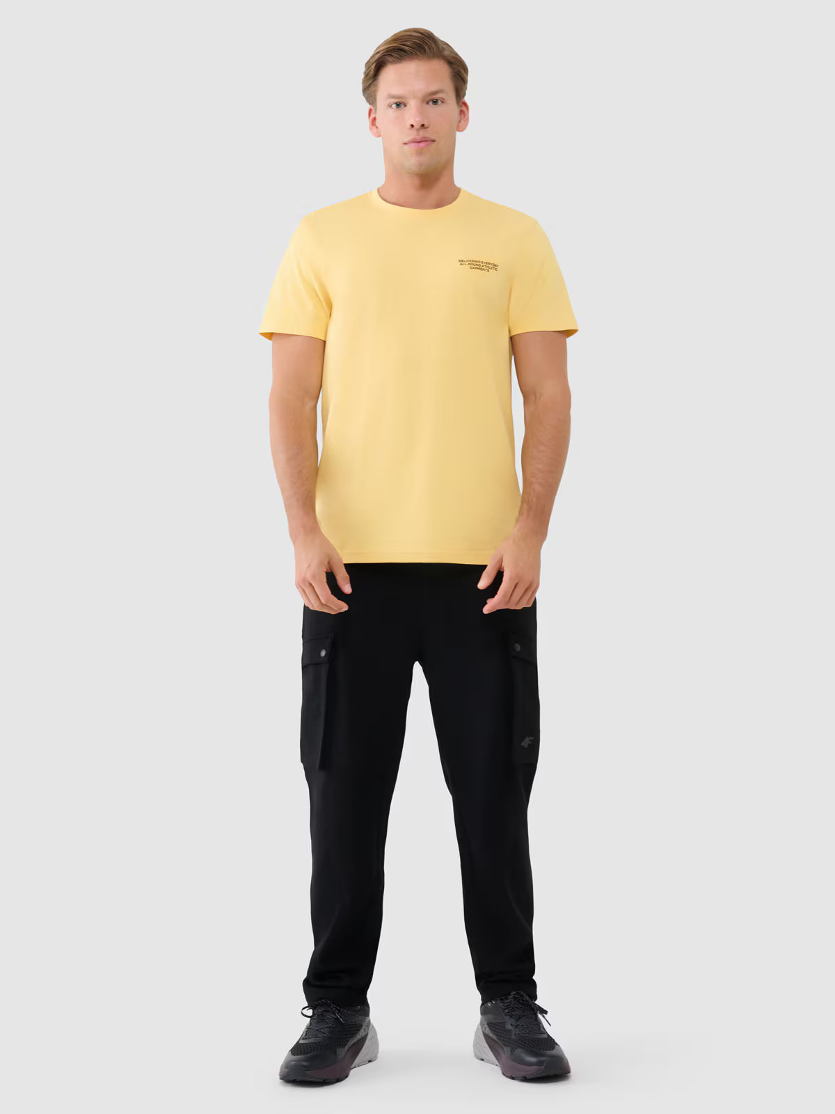 T-shirt regular z nadrukiem męski