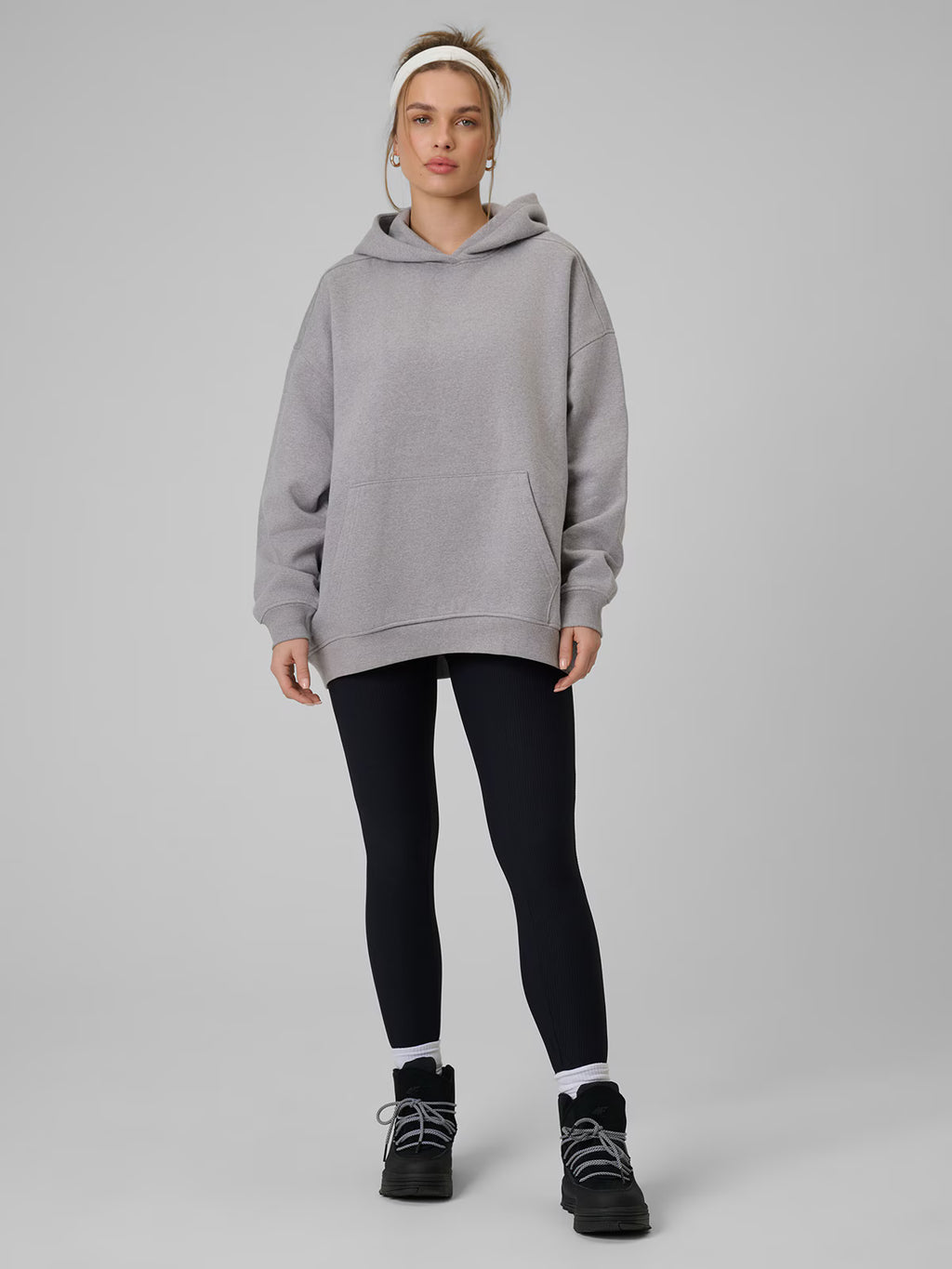 Bluza dresowa loose z kapturem damska