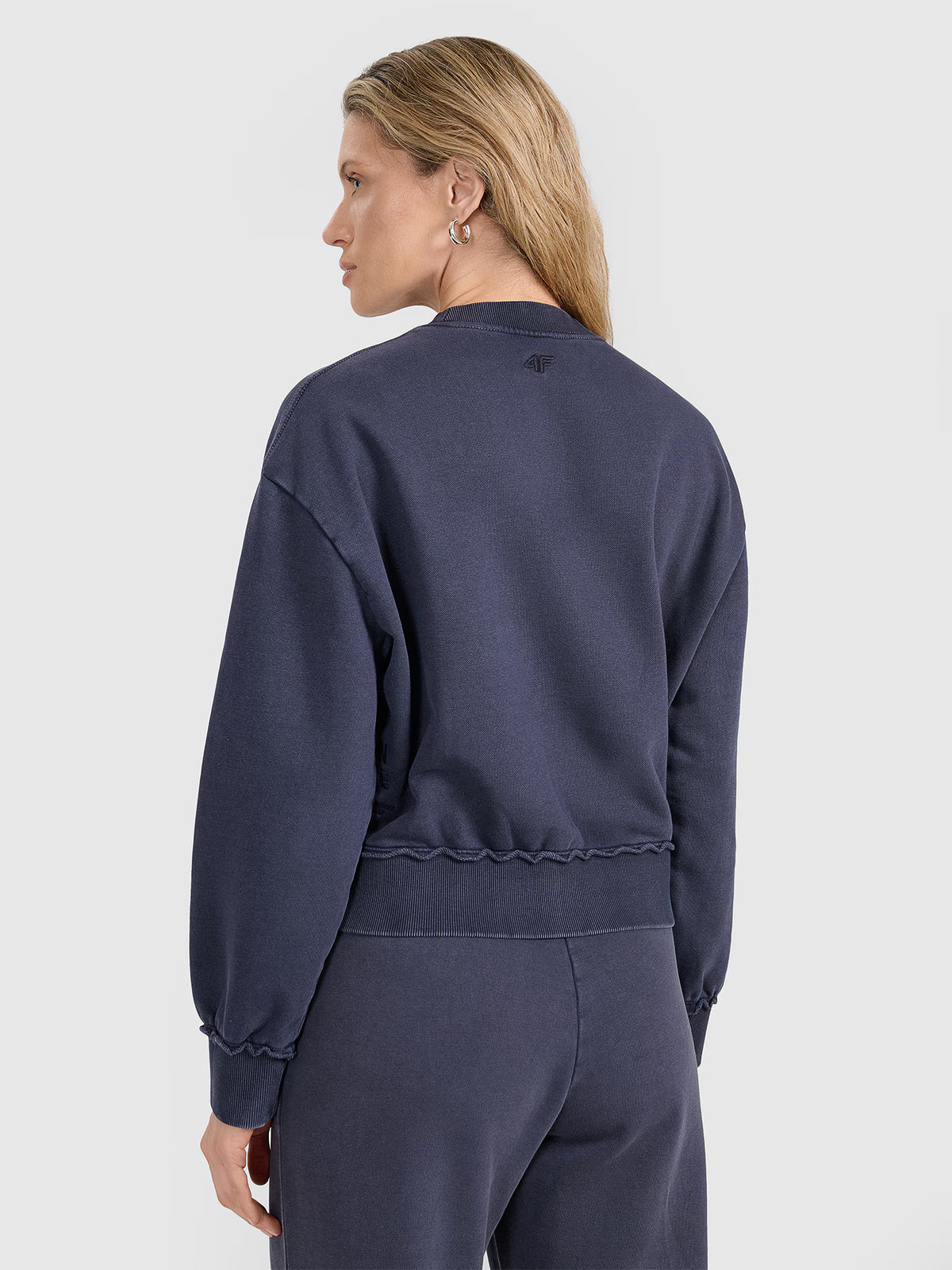 Bluza dresowa nierozpinana bez kaptura damska