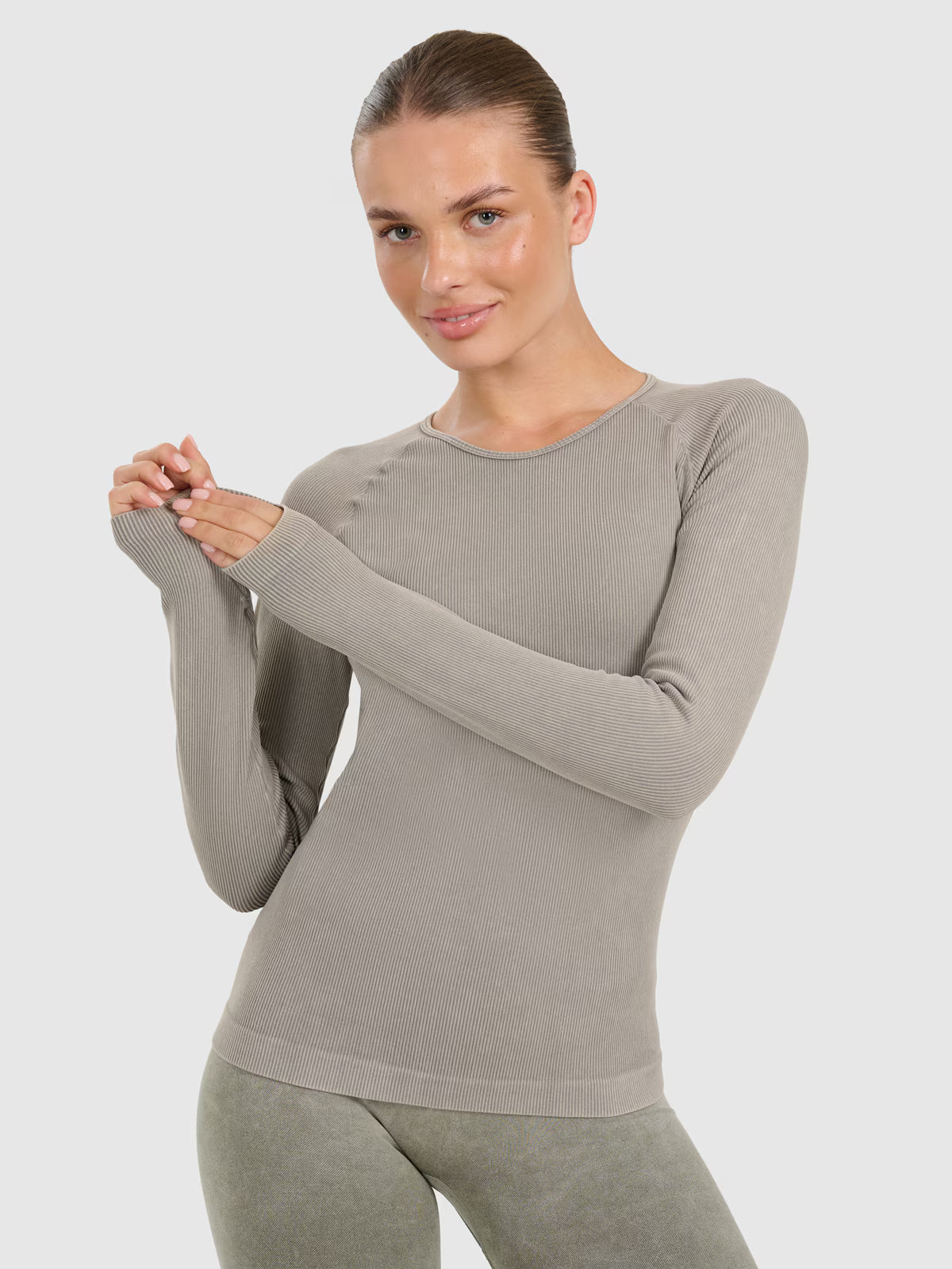 Longsleeve slim do jogi i pilatesu szybkoschnący damski