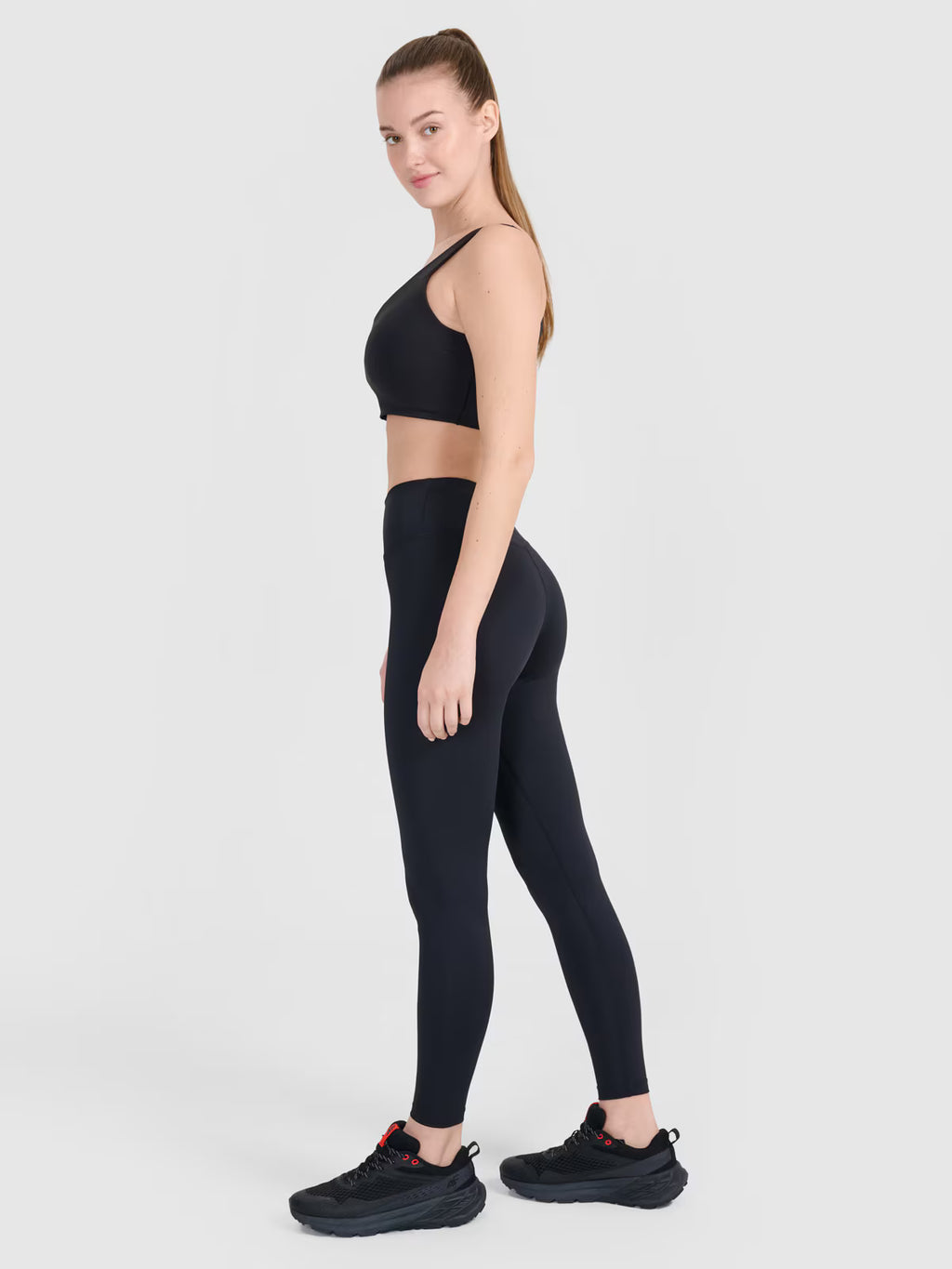 Legginsy treningowe damskie