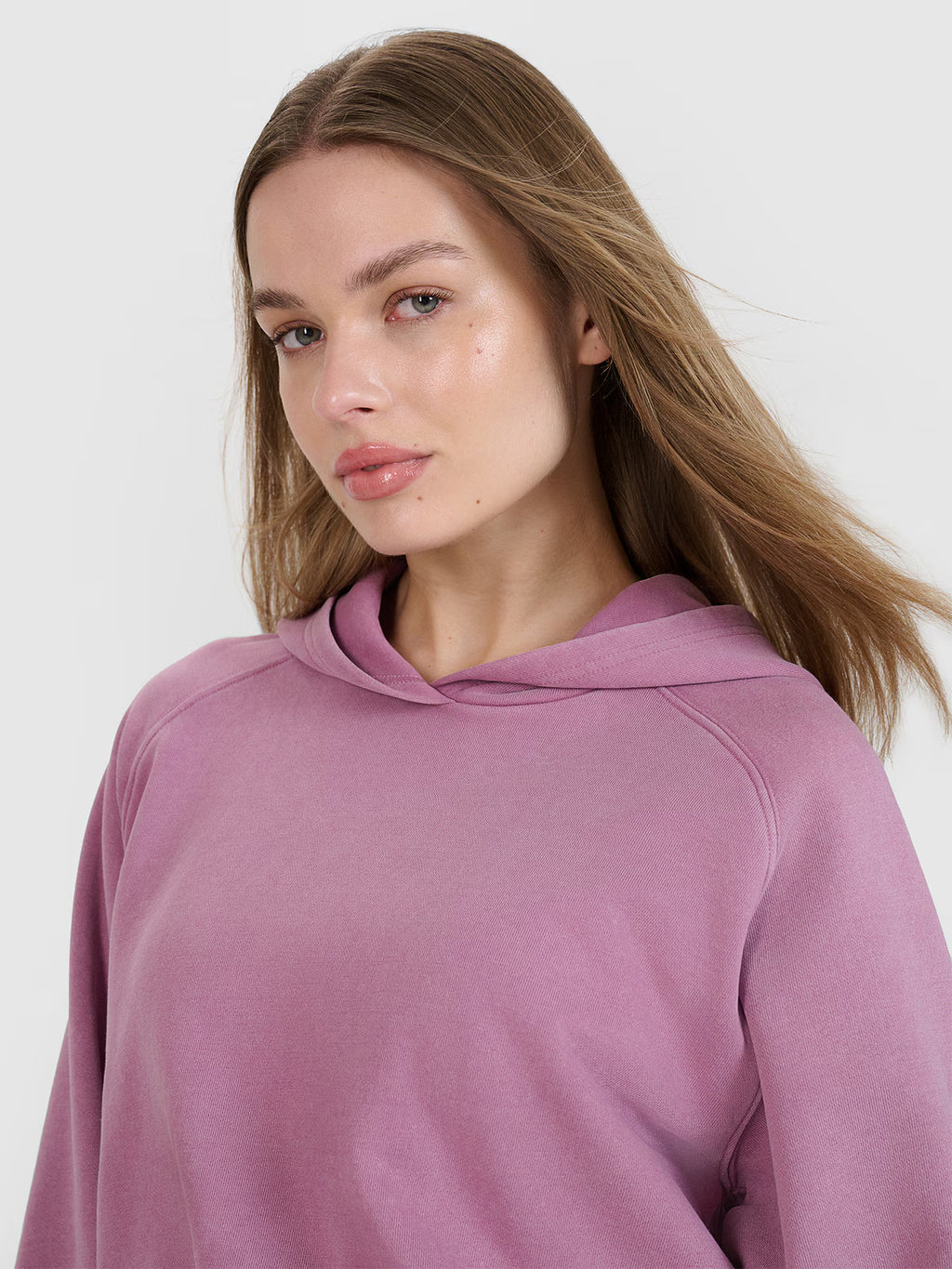 Bluza dresowa cropped nierozpinana z kapturem damska 4F x Anna Lewandowska