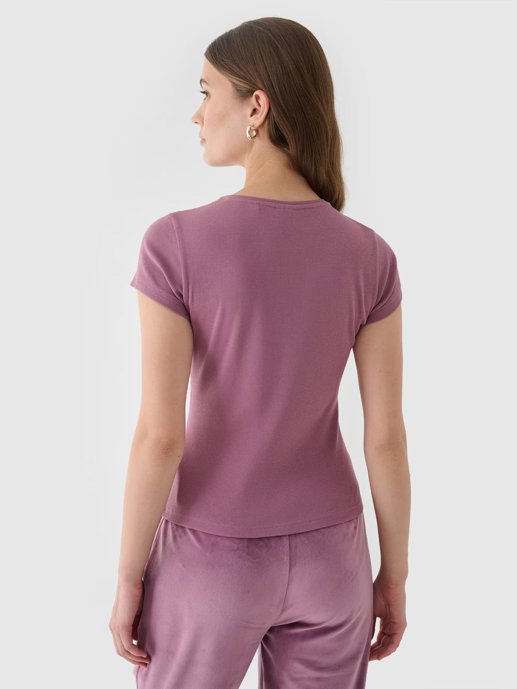T-shirt slim gładki damski