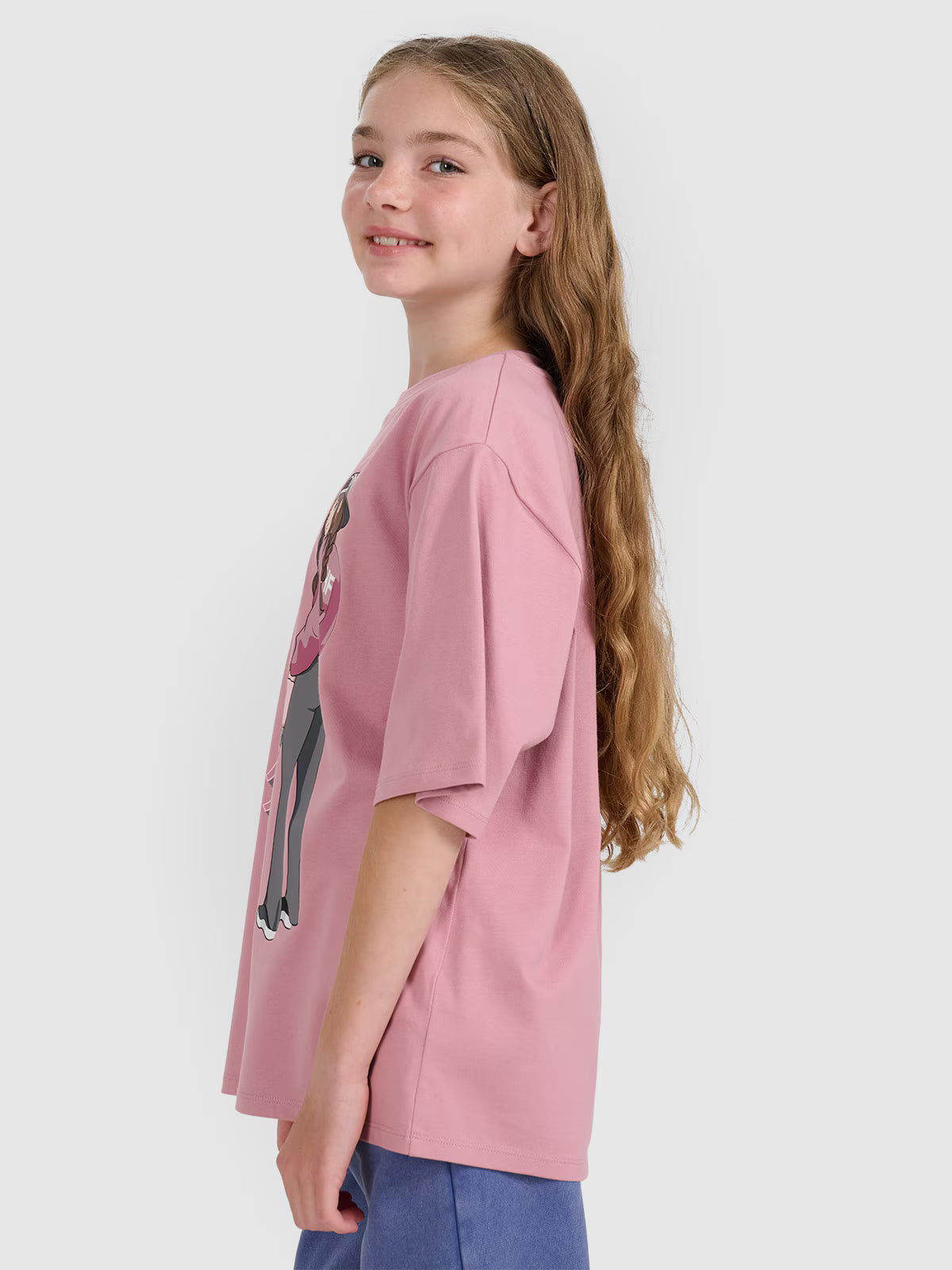 T-shirt oversize z nadrukiem dziewczęcy
