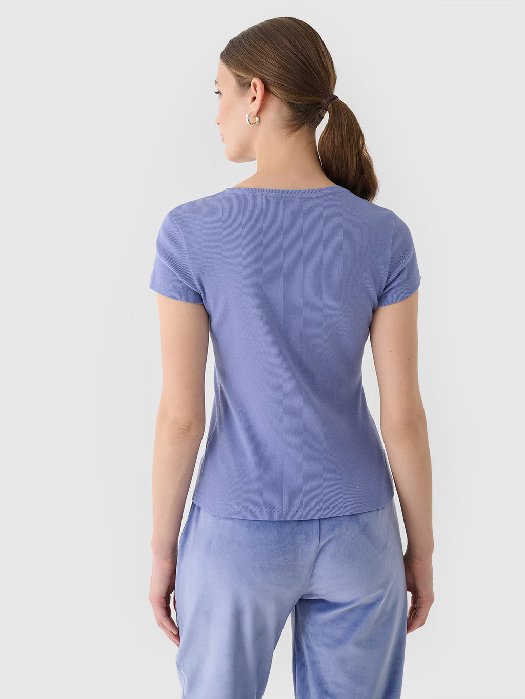 T-shirt slim gładki damski