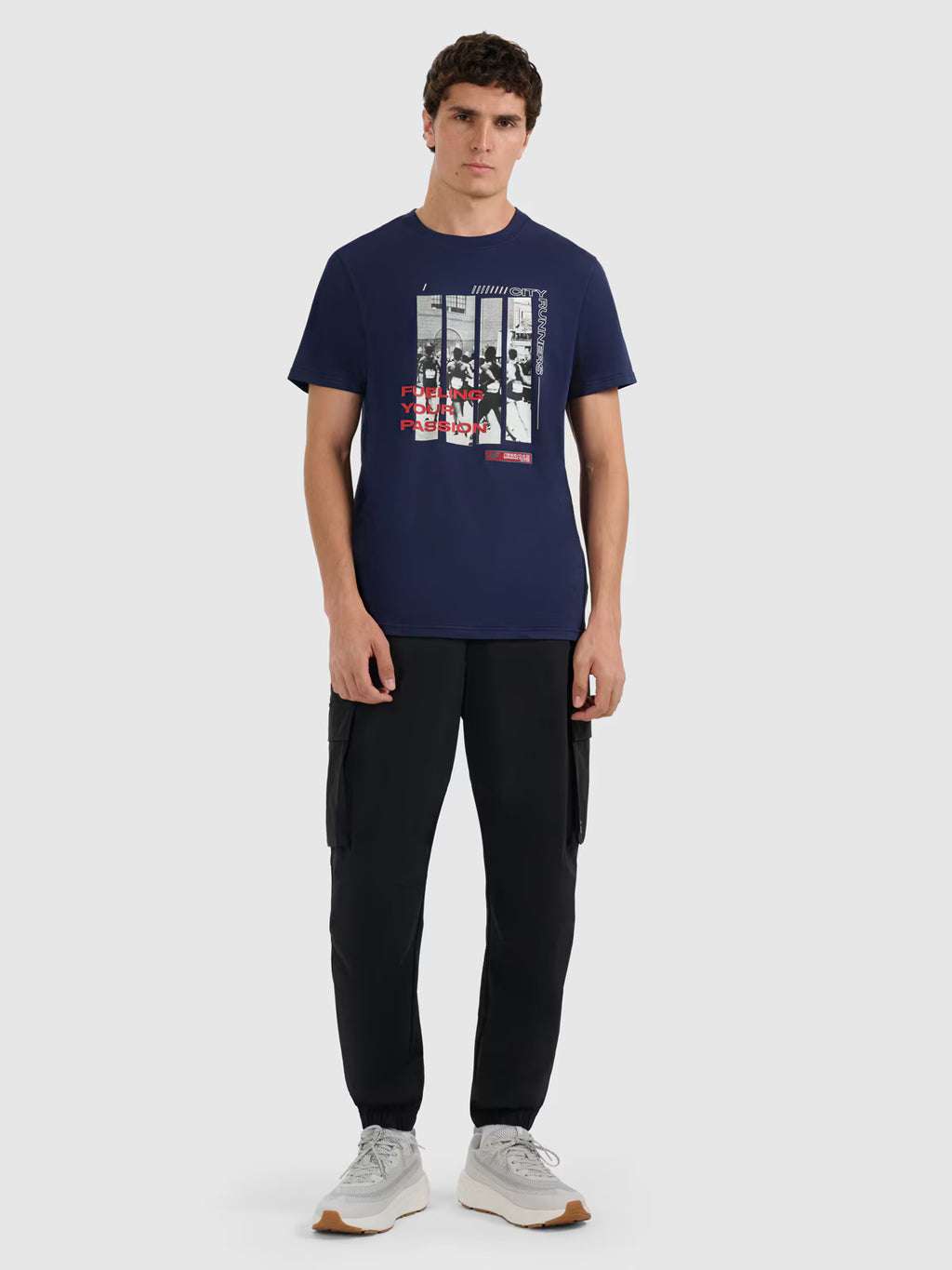 T-shirt regular z nadrukiem męski