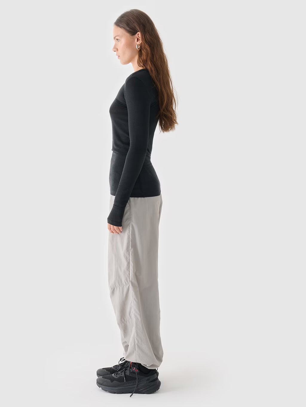 Spodnie casual parachute damskie Outhorn