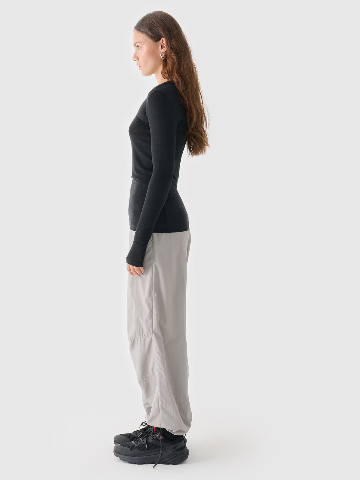 Spodnie casual parachute damskie Outhorn